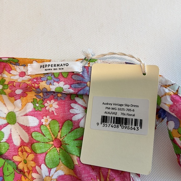 Peppermayo Exclusive - Audrey Vintage Slip Dress - 70s Floral - Picture 4 of 4